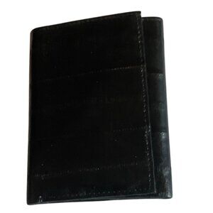 Genuine Eel Skin Mens Wallet By John Weitz 4”x3”